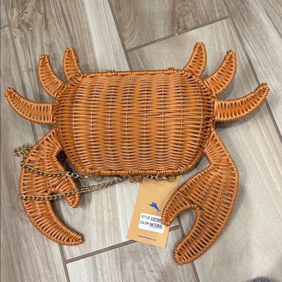 NWT Tommy Bahama woven Crab-Shaped Wicker Handbag - Picture 4 of 5